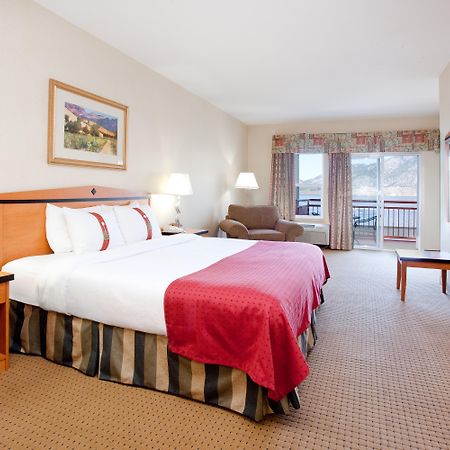 Holiday Inn Hotel & Suites Osoyoos By Ihg Dış mekan fotoğraf