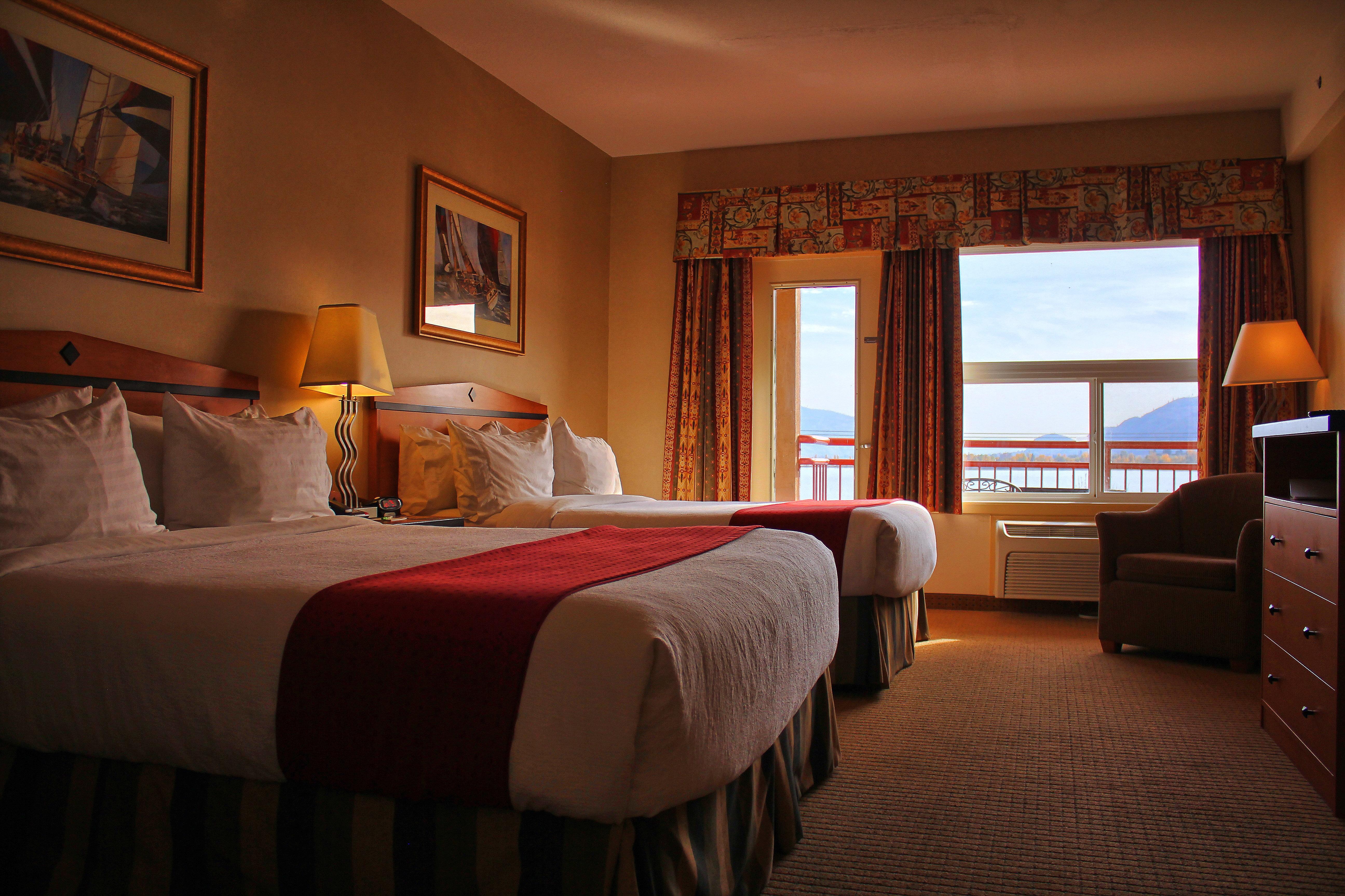 Holiday Inn Hotel & Suites Osoyoos By Ihg Dış mekan fotoğraf
