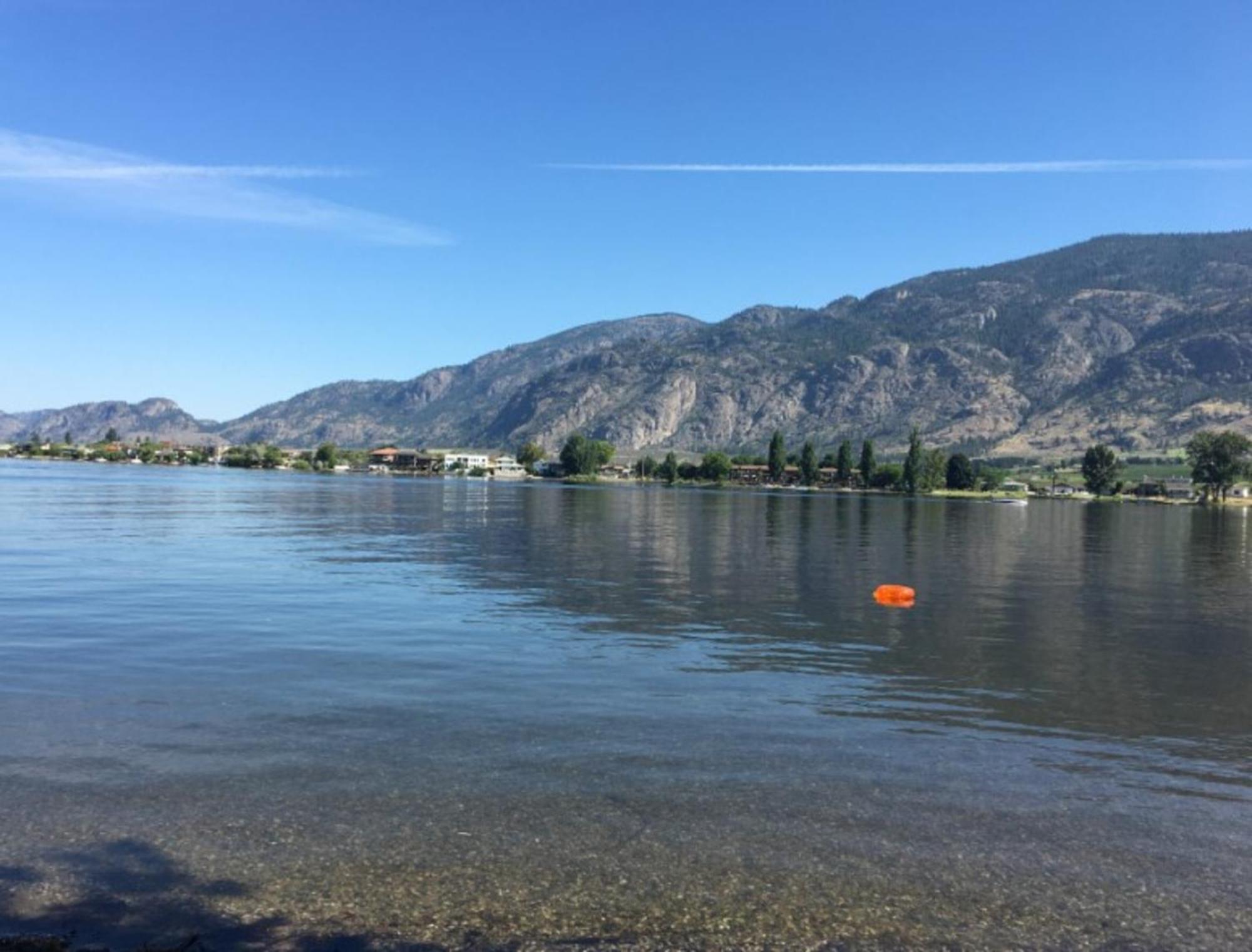 Holiday Inn Hotel & Suites Osoyoos By Ihg Dış mekan fotoğraf